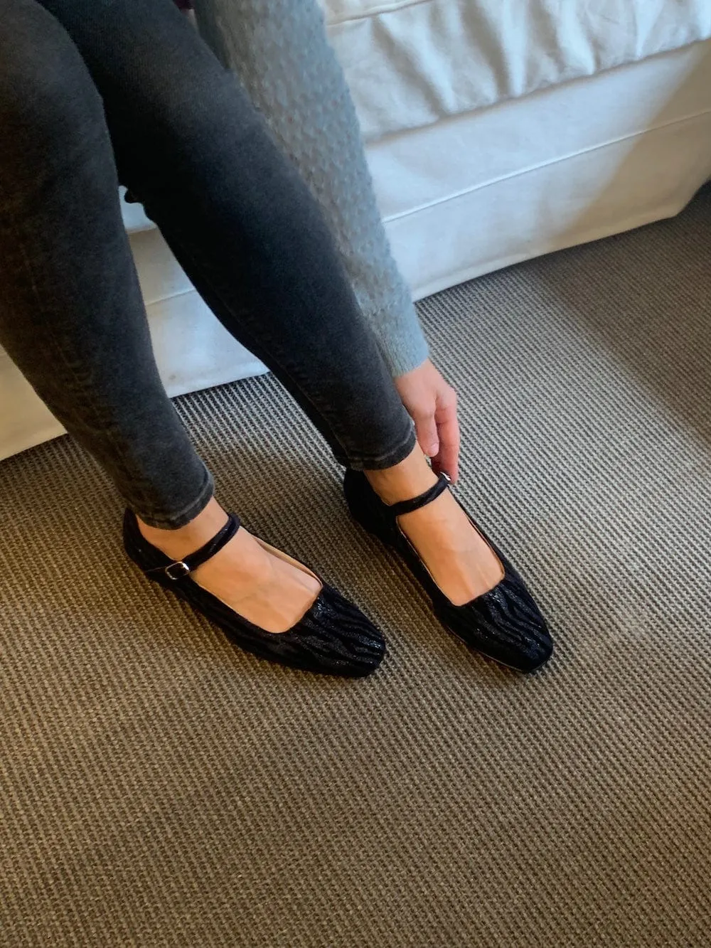 Zebra Vegan Velvet Striped Pumps | Navy