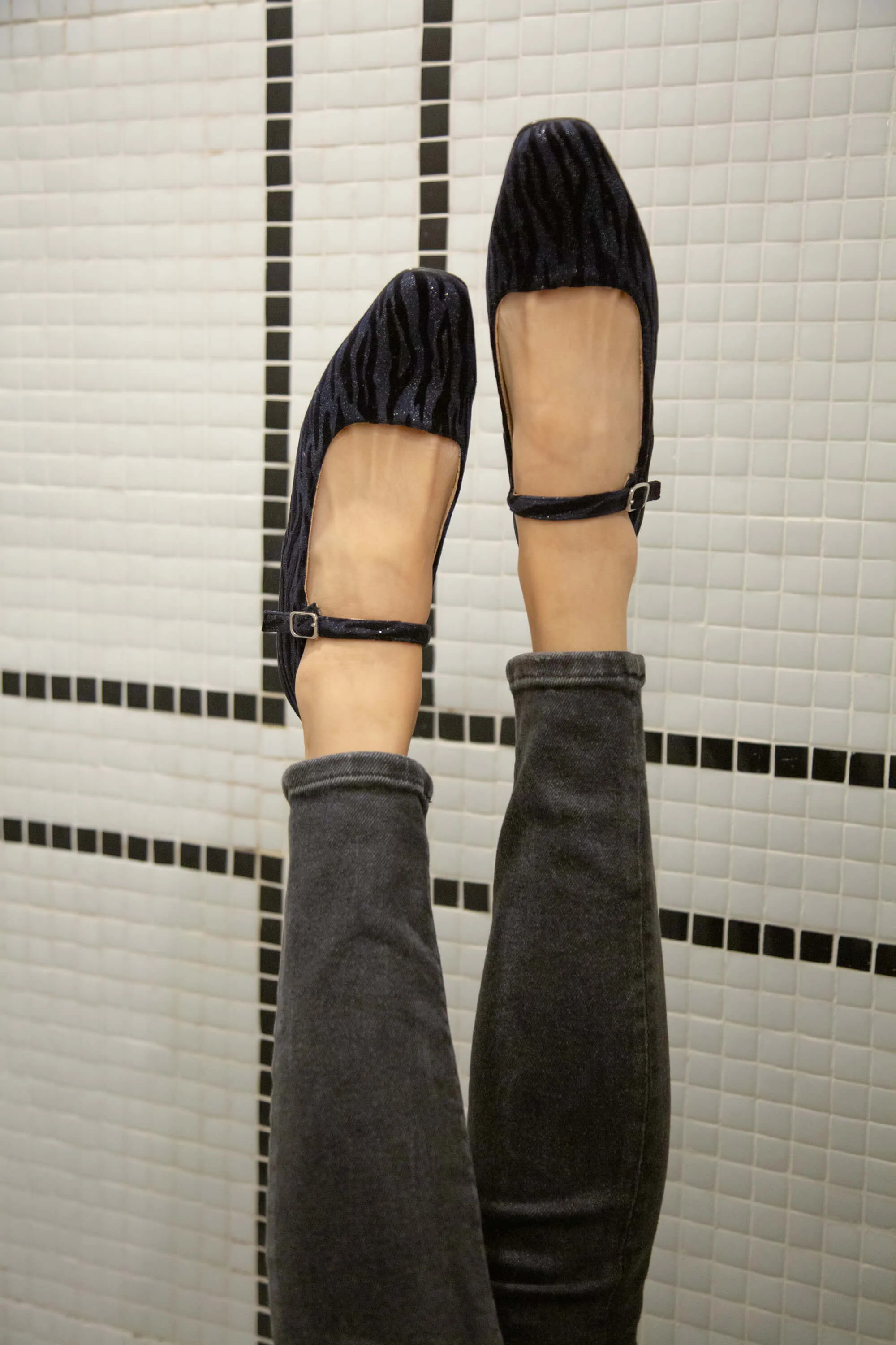 Zebra Vegan Velvet Striped Pumps | Navy